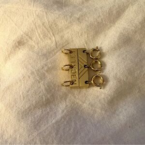 Elegant Gold Necklace Connector